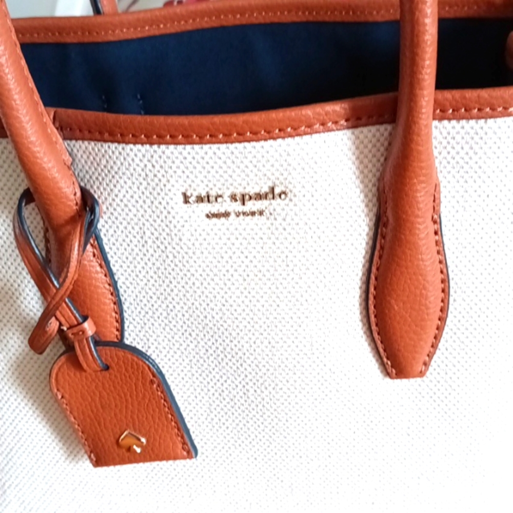 Kate Spade handbag or can be purse